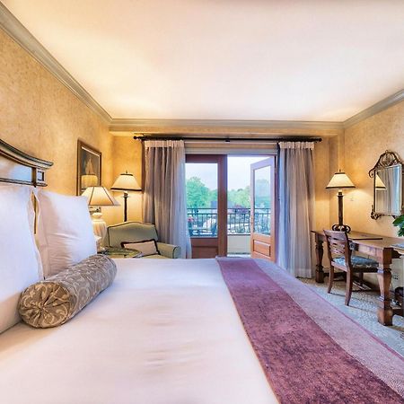 Delamar Greenwich Harbor Bagian luar foto