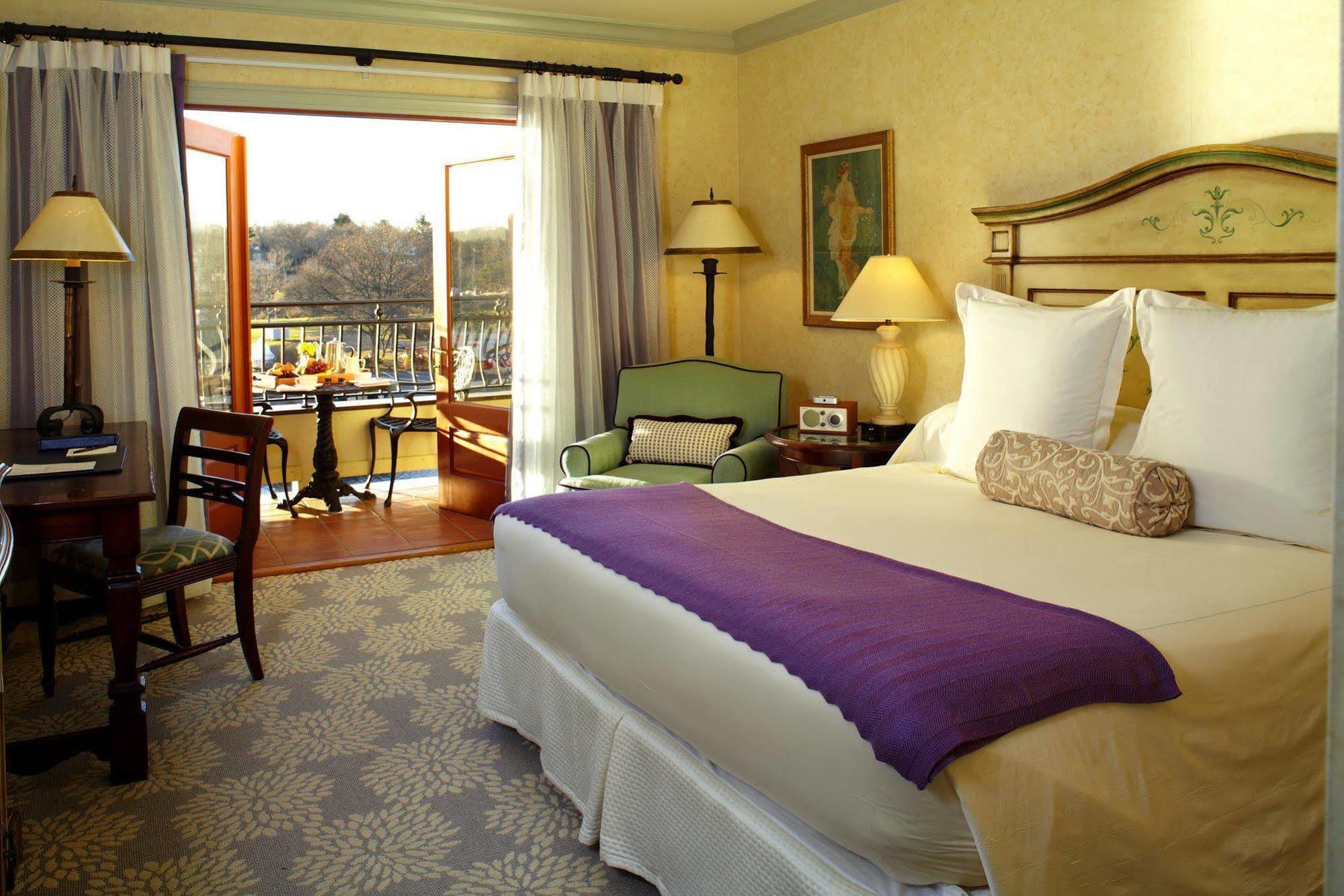 Delamar Greenwich Harbor Bagian luar foto