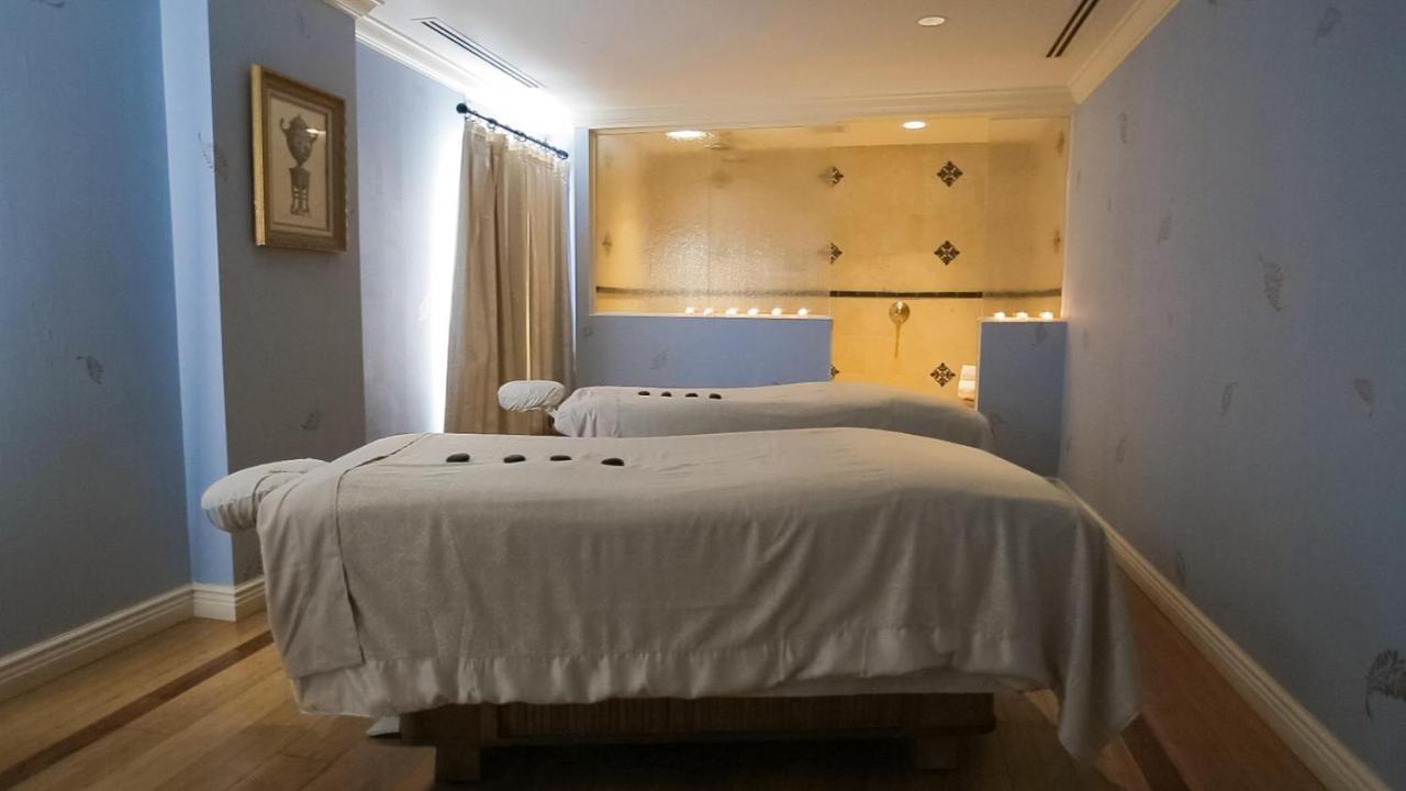 Delamar Greenwich Harbor Bagian luar foto